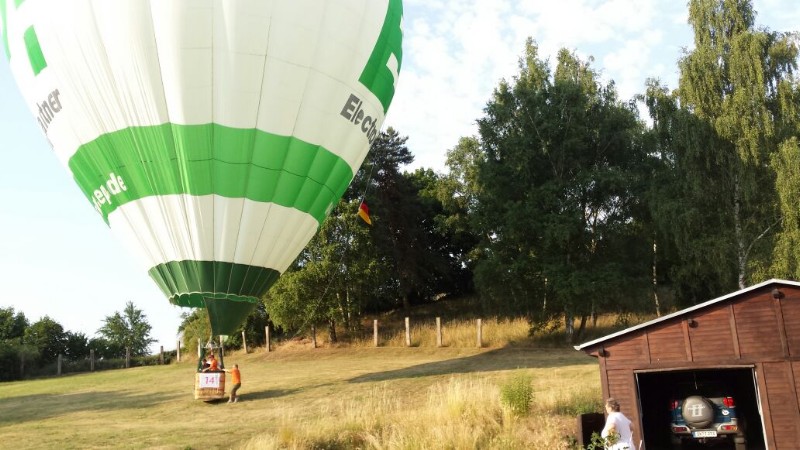 braun_a_die_erste_ballonlandung_auf_der_schacht_2015-07-05.jpg