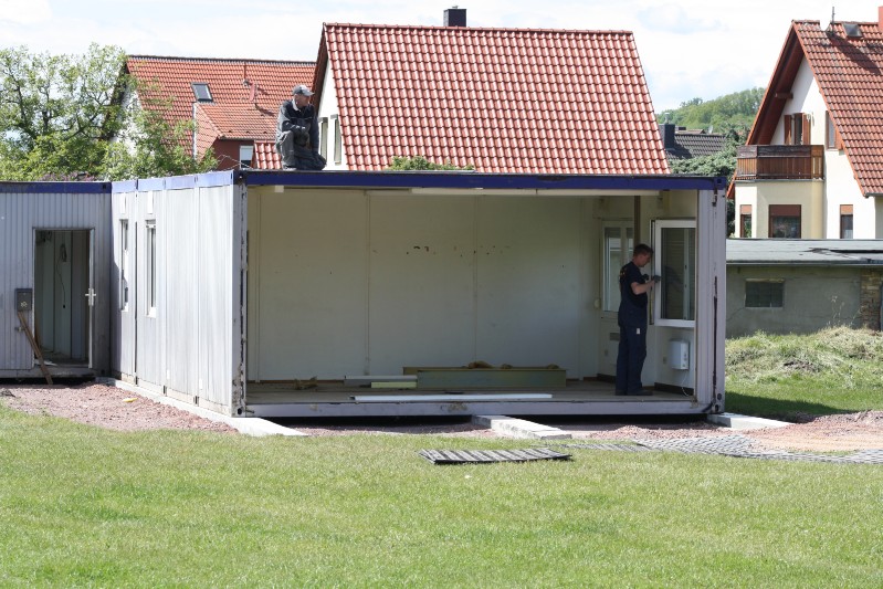 heger_2014-05-14_umsetzen_container.jpg